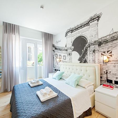 Eleonore Elegant Room Suite Каляри Екстериор снимка